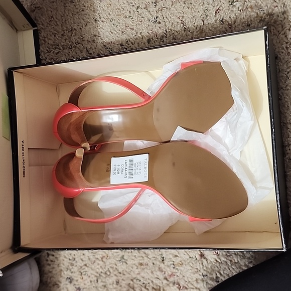 Talbots heels - Picture 3 of 3